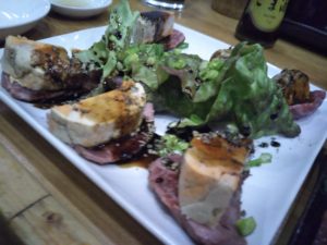 中板橋 炭火や 和牛あん肝乗せ