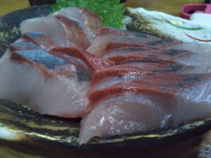 中板橋 炭火や カンパチ